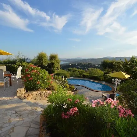 Charmante Mit Pool Und Panorama-meerblick In Den Golf Von Saint-tropez - Montmajour Villa Les Issambres